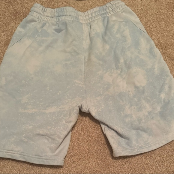 Nike Soft Shorts - Picture 2 of 2